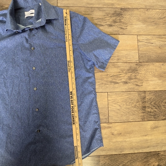 Calvin Klein Men's Medium Blue Short Sleeve Shirt - Picture 7 of 10